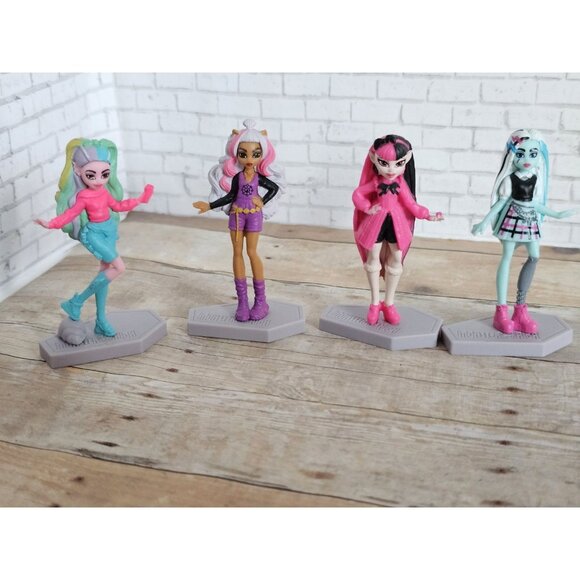 Mattel Other - Monster High Minis Lot of 4 Three Inch Figures Stands Draculaura Clawdeen Franki